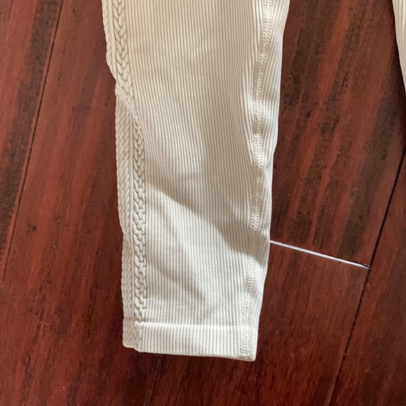 NEW AERIE Leggings - Picture 4 of 6